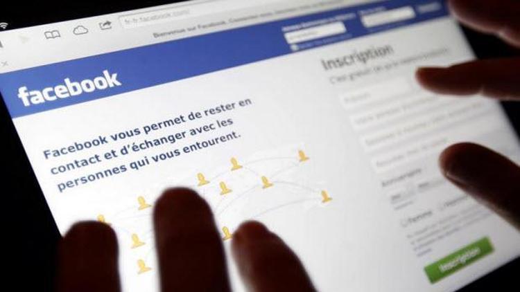 Facebooktan şarkı paylaştı hayatı karardı