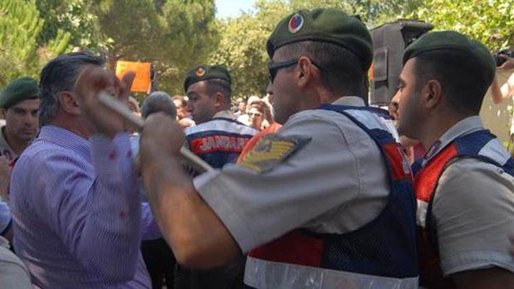 Karaburun’da RES toplantısı protesto edildi, arbede çıktı