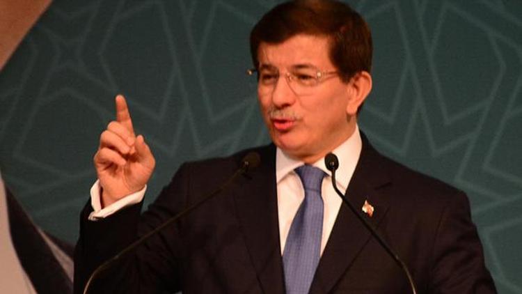 Davutoğlu: Makama saygı göstermesi gerekir