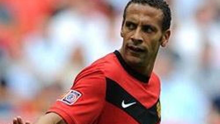 İngiliz futbolcu Ferdinand, milli formayı bıraktı