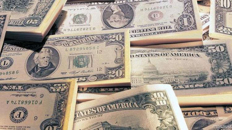 Dolar bugün de rekor kırdı, 2.22 TLyi de geçti