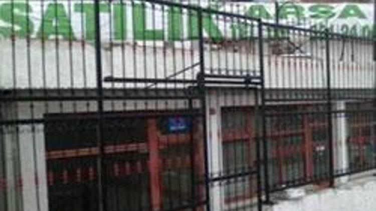 Erbakan Hocanın Bayrampaşadaki fabrikası parça parça satılıyor