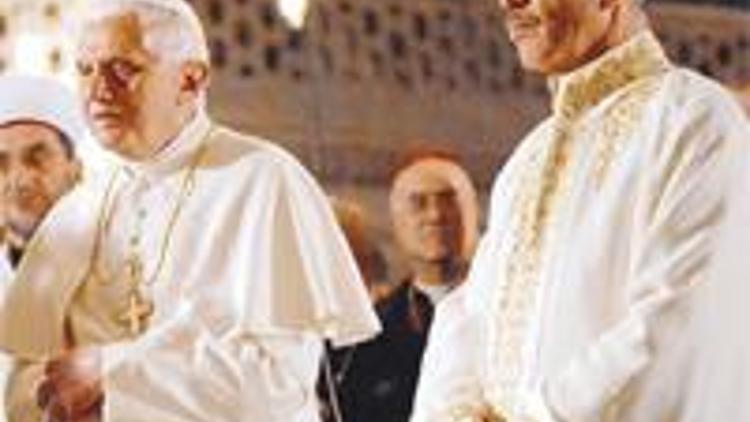 Papa kıyama durdu, tanıtım gücü Formula 1’i de solladı