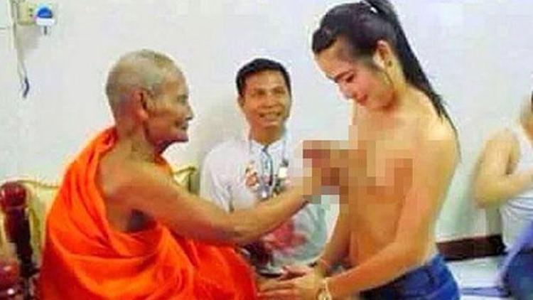 Budist rahibin görüntüleri Taylandı karıştırdı