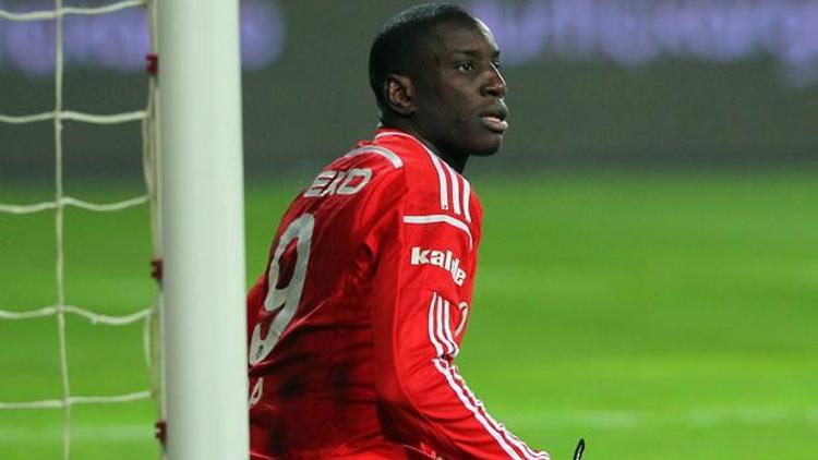 Demba Baya soru: Müslüman mısın, İslamcı mı