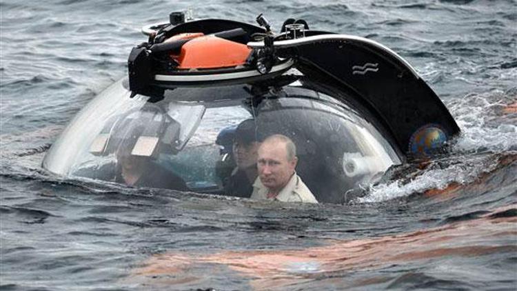 Rusya lideri Putin, Bizans gemisi için Karadenize daldı