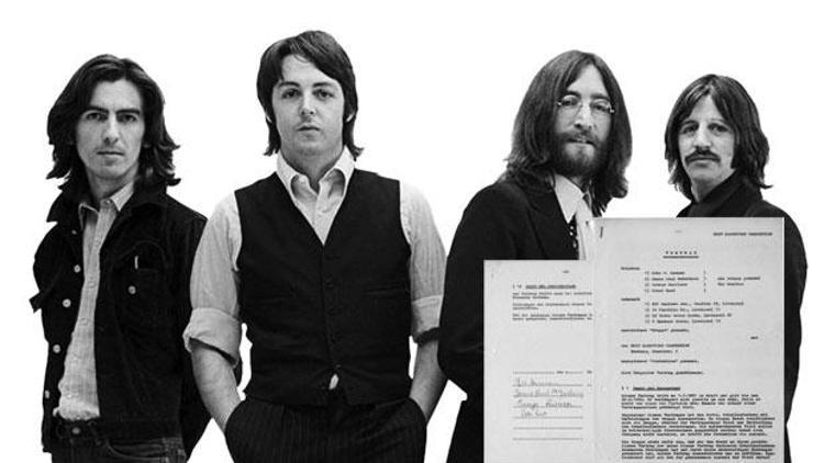 Beatles’ın ilk kontratı satılıyor