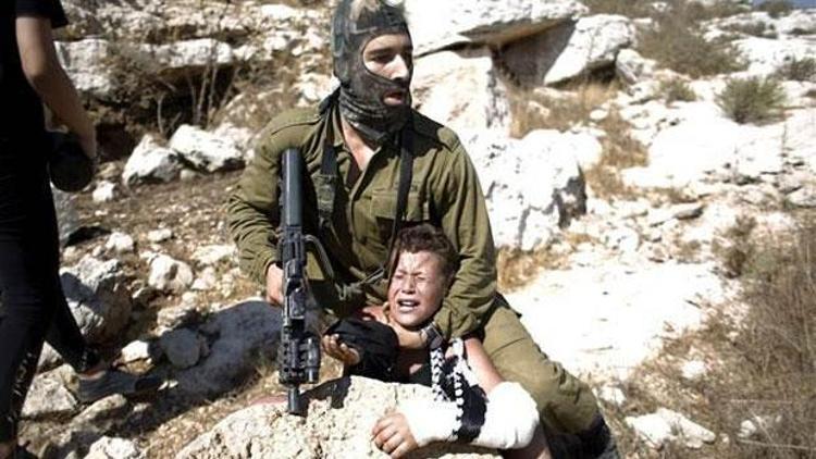 İsrail askerinin bu müdahalesi büyük tepki topladı