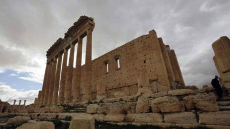 IŞİDin patlattığı Palmyradaki Bel Tapınağı hala ayakta