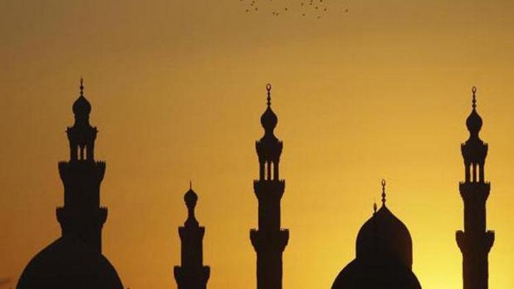Mısırda sabah ezanında Facebook diyen imama ceza