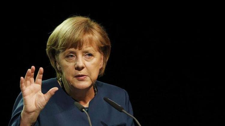 Merkel: Türkiyenin yükü hafifletilmeli