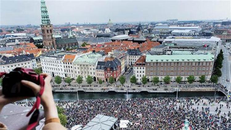 Danimarkada 30 bin kişi mültecilere destek için toplandı