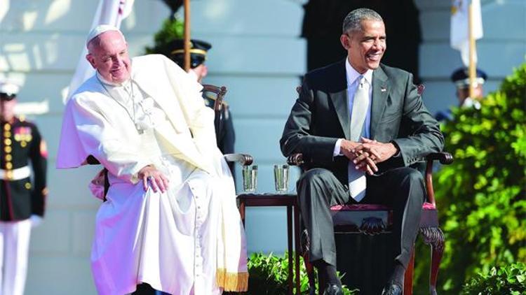 Papa’ya Beyaz Saray’da sıcak karşılama