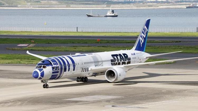 Boeing 787-9 R2-D2