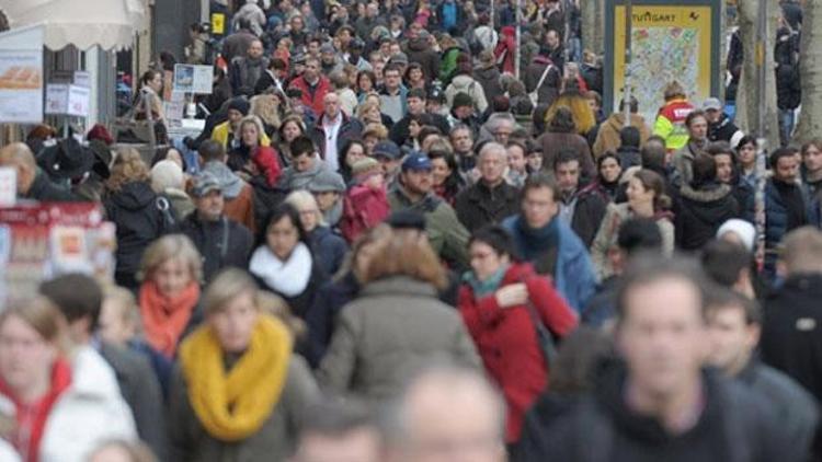 Almanyada nüfus artışı için tüp bebek desteklenecek