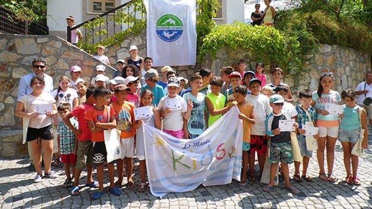 Deniz dostu nesiller için buluştular