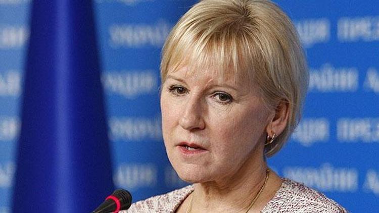 Aylan İsveçli bakanı ağlattı