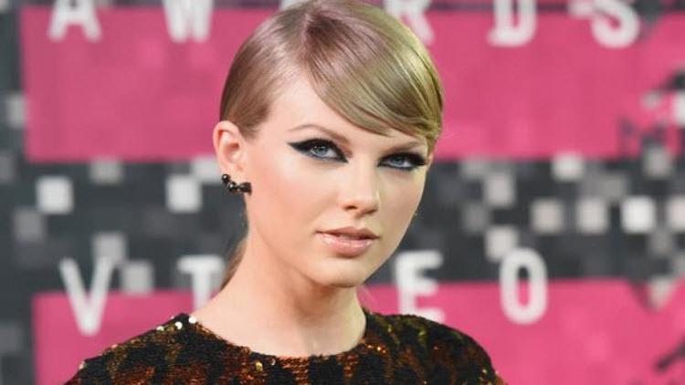 Taylor Swift Instagramın yeni kraliçesi