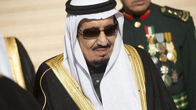 Suudi Kral bu kez de otel kapattı