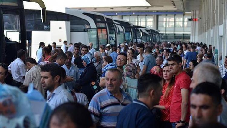 Tatil uzadı, otobüs biletlerinin büyük kısmı tükendi