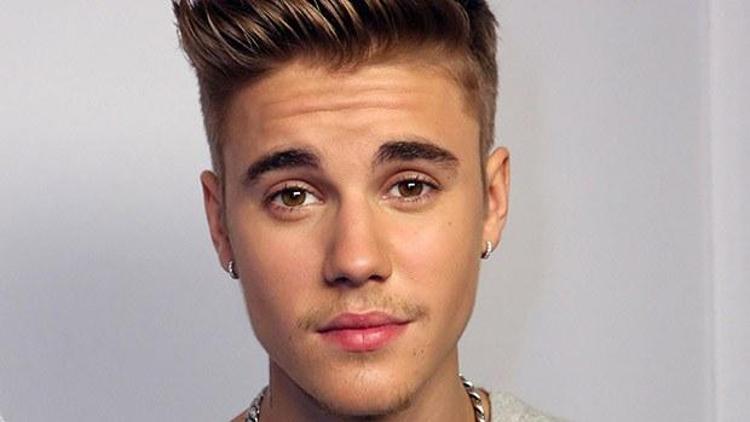 Justin Bieberın vurulduğu güzeli, hayranları bulup çıkardı