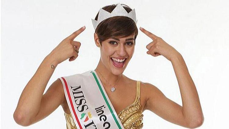 Miss İtalya Alice Sabatini öyle bir pot kırdı ki