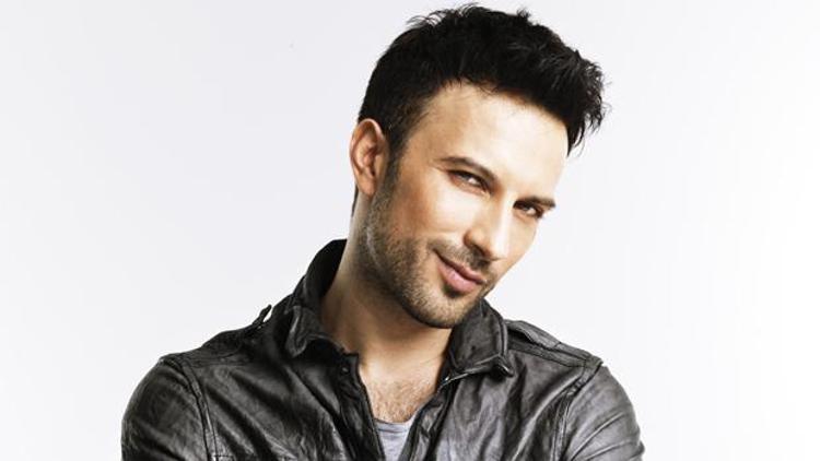 Tarkan ertelenen konser tarihlerini açıkladı