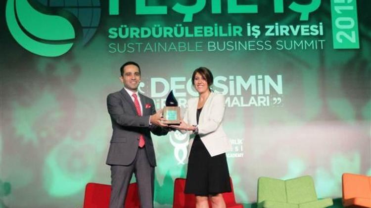Pozitif Enerji Ödülü Hanzade Doğan Boynere verildi
