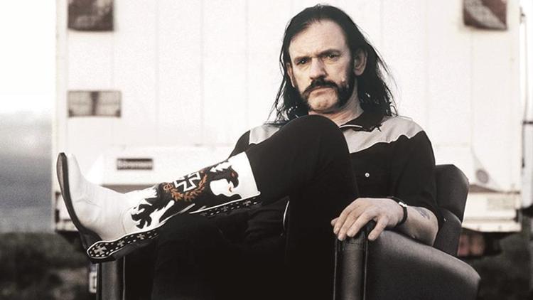 Lemmy ölüme meydan okuyor