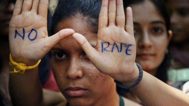 Hindistanda dört yaşındaki kız çocuğuna tecavüz