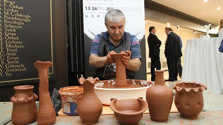 Menemen çömleği dünyaya açılacak