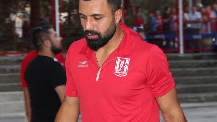 Hasan sözleşmesini feshetti