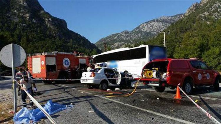 Antalyada korkunç kaza: 5 ölü