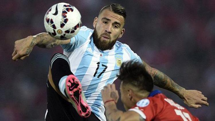 Otamendi 45 milyon Euroya Manchester Cityde