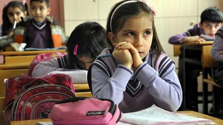 Okullar ne zaman açılacak Başbakan Ahmet Davutoğlu açıkladı