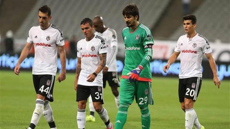 Beşiktaşın Atatürk Olimpiyat Stadında yüzü gülmüyor