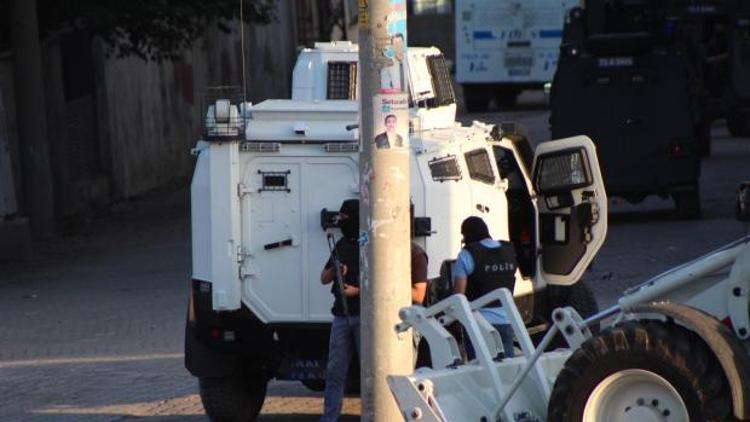 Polis, Şırnakta hendekleri kapattı
