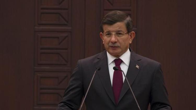 Başbakan Ahmet Davutoğlu: Neredeyse yalvardım
