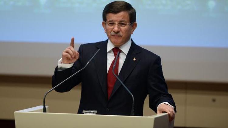 Başbakan Davutoğlu: Yeni kabineyi bugün takdim edeceğim