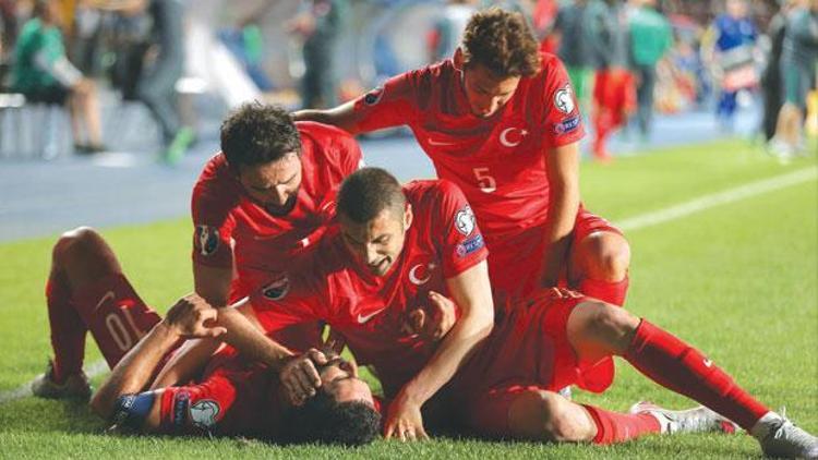 Türkiye-Letonya maçı saat kaçta hangi kanalda