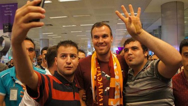 Galatasarayda skandallar bitmiyor