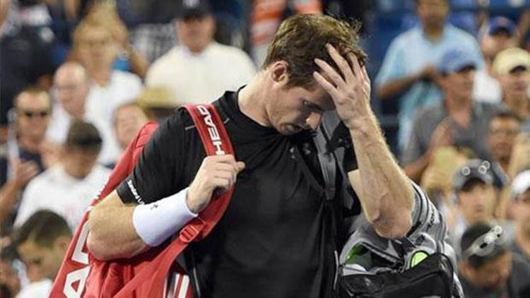 Ve Andy Murray havlu attı