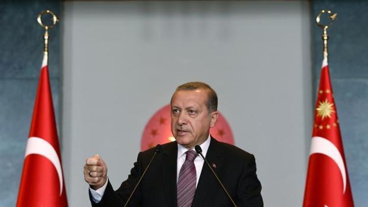Cumhurbaşkanı Erdoğan YÖK heyeti ve rektörleri kabul etti