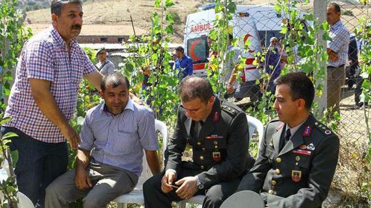 Dün işyerimize Kürt olduğumuz için saldırmaya çalıştılar. Bugün oğlumuzun şehit haberi geldi