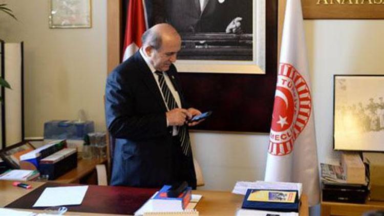 HDP, Burhan Kuzu’nun hesabına erişimin engellenmesini istedi
