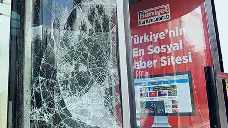 Galatasaray Üniversitesi İletişim Fakültesi öğretim elemanlarından basına saldırıya tepki