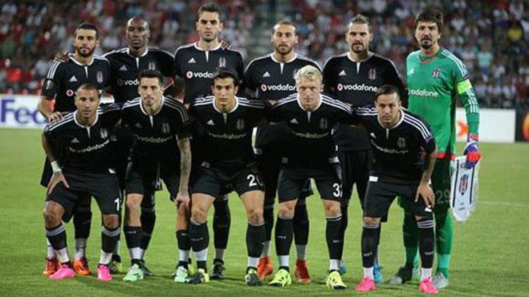 Skenderbeu maçı sonrası Beşiktaşa flaş eleştiri: Dalga geçiyorlar