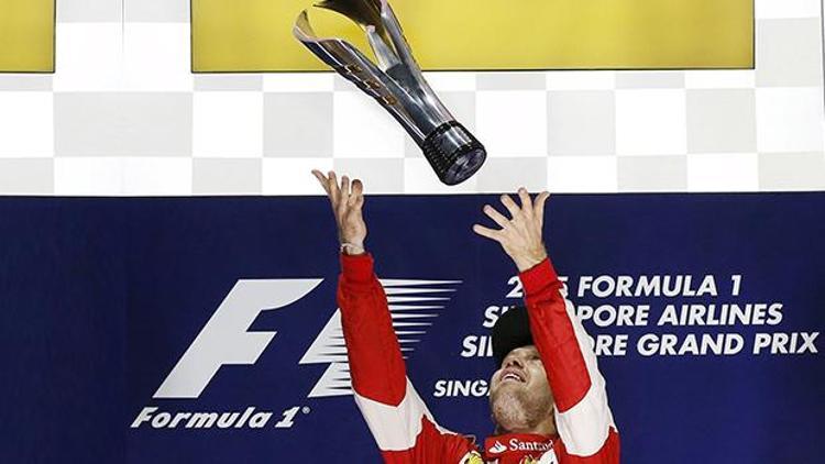 Singapur Grand Prixsinin galibi Vettel