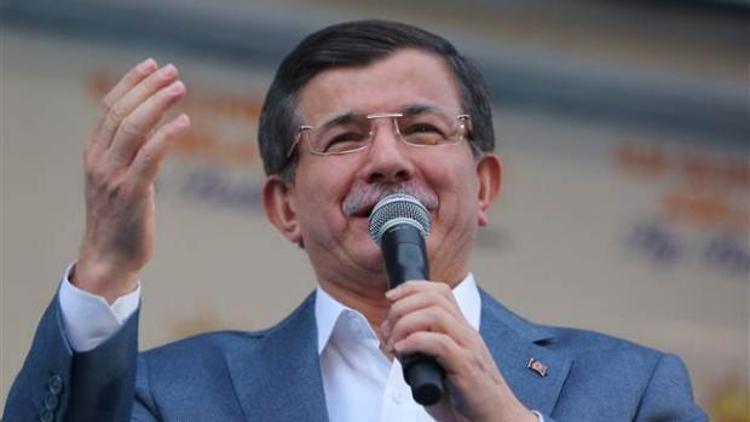 Ahmet Davutoğlu: Karne notlarını siz vereceksiniz