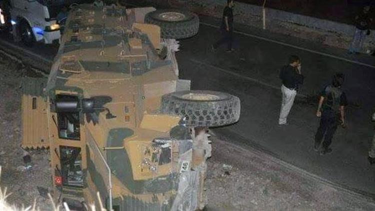 Şırnakta askeri araç devrildi: 13 asker yaralı